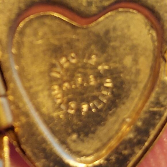 Vintage Gold Locket - Picture 3 of 4
